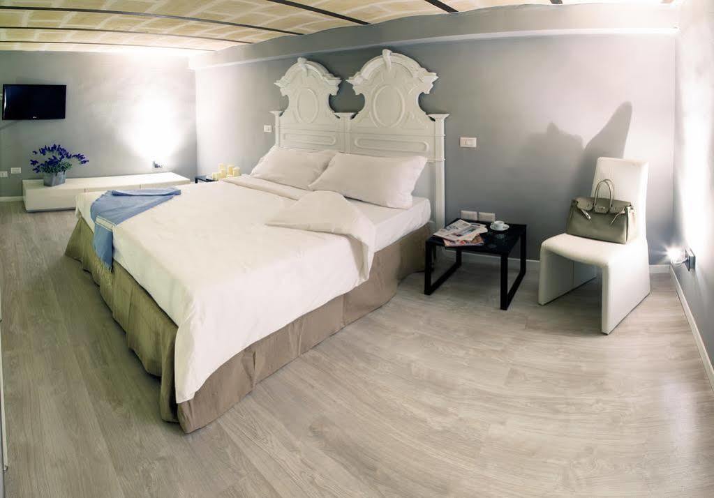 Palazzo Belsanti Bed & Breakfast Lecce Exterior photo